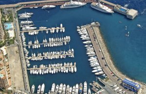 10.5 x 3.5 Metros Amarre Puerto Deportivo de Cap d'Ail En Venta