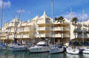 10 x 3.5 Metros Amarre Puerto Deportivo de Benalmadena En Venta