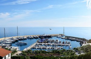 10 x 3.5 Metros Amarre Puerto Deportivo de Cala del Forte Monoco En Venta