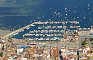 10 x 3.5 Metros Amarre Puerto Deportivo de Club Náutico Lo Pagán En Venta