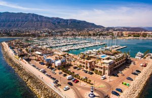 10 x 3.5 Metros Amarre Puerto Deportivo de de Denia En Venta