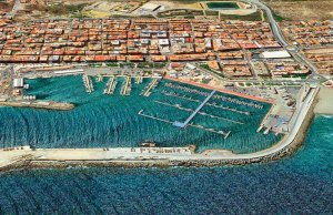 10 x 3.5 Metros Amarre Puerto Deportivo de Puerto de Garrucha En Venta