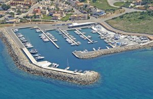 10 x 3.5 Metros Amarre Puerto Deportivo de Sant Pere En Alquiler