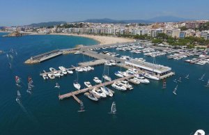 10 x 3.75 Metros Amarre Puerto Deportivo de Club de Vela Blanes En Venta