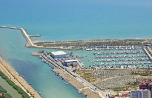 10 x 3.75 Metros Amarre Puerto Deportivo de Las Dunas En Venta