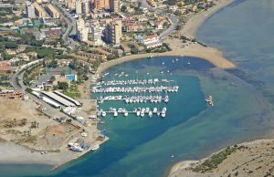 10 x 3 Metros Amarre Puerto Deportivo de Club Náutico Dos Mares En Venta