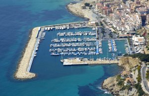 10 x 3 Metros Amarre Puerto Deportivo de Club Nautico Moraira En Venta