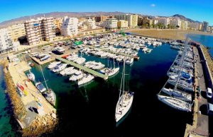 10 x 3 Metros Amarre Puerto Deportivo de CN Aguilas En Venta