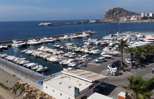 10 x 3 Metros Amarre Puerto Deportivo de CN Aguilas En Venta