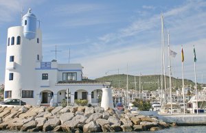 10 x 3 Metros Amarre Puerto Deportivo de Puerto de la Duquesa En Alquiler