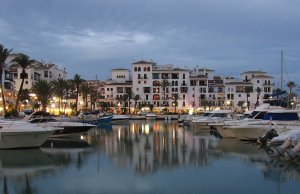 10 x 3 Metros Amarre Puerto Deportivo de Puerto de la Duquesa En Alquiler
