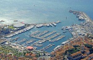 10 x 4 Metros Amarre Puerto Deportivo de Le Vieux - Port De Cannes En Venta