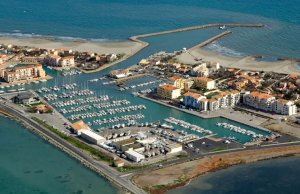 10 x 4 Metros Amarre Puerto Deportivo de Port de Canet en Roussillon En Venta