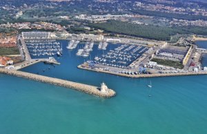 10 x 4 Metros Amarre Puerto Deportivo de Real Club Nautico del Santa María En Venta