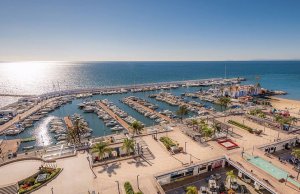 12 x 3.75 Metros Amarre Puerto Deportivo de Deportivo Marbella En Alquiler