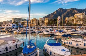 12 x 3.75 Metros Amarre Puerto Deportivo de Deportivo Marbella En Venta