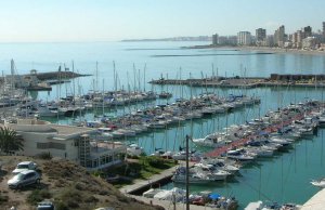 12 x 4.5 Metros Amarre Puerto Deportivo de Club Nautico Campello En Venta