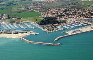 12 x 4.6 Metros Amarre Puerto Deportivo de Port de Saint Cyprien En Venta