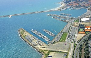 12 x 4.75 Metros Amarre Puerto Deportivo de Porto di Imperia