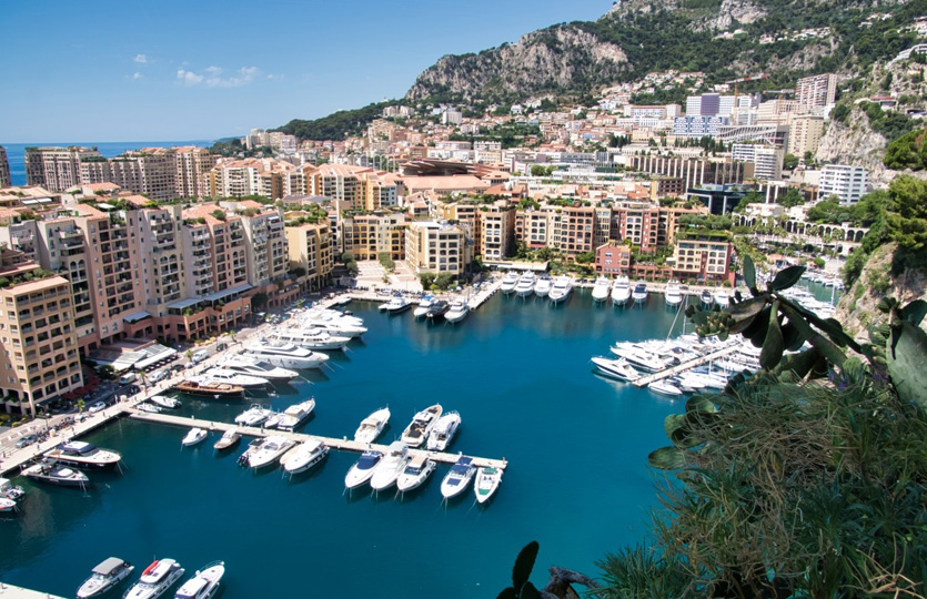 12 X 4 Metros Amarre Puerto Deportivo de Fontvielle Monaco En Venta