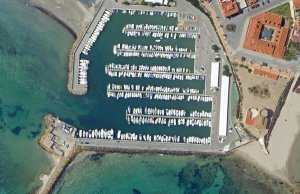 12 x 4 Metros Amarre Puerto Deportivo de Club Nautico Torre Horadada En Venta