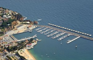 12 x 4 Metros Amarre Puerto Deportivo de Sant Feliu de Guixols En Alquiler