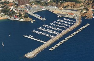 12 x 4 Metros Amarre Puerto Deportivo de Sant Feliu de Guixols En Alquiler