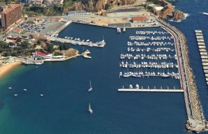 12 x 4 Metros Amarre Puerto Deportivo de Sant Feliu de Guixols En Alquiler