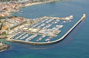 12 x 5 Metros Amarre Puerto Deportivo de Cascais En Venta