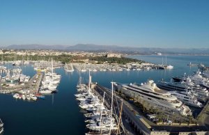 13.99 x 4.6 Metros Amarre Puerto Deportivo de Port Vauban En Venta