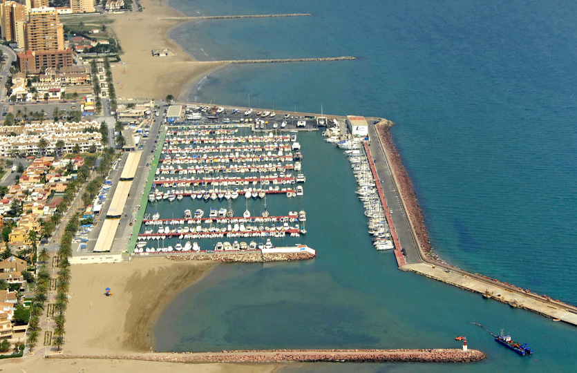 15 x 4.75 Metros Amarre Puerto Deportivo de Pobla En Venta
