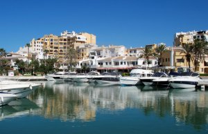 16 x 4.5 Metros Amarre Puerto Deportivo de Cabopino En Alquiler