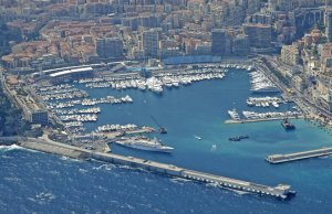 17 x 5 Metros Amarre Puerto Deportivo de Hercules Monaco En Venta