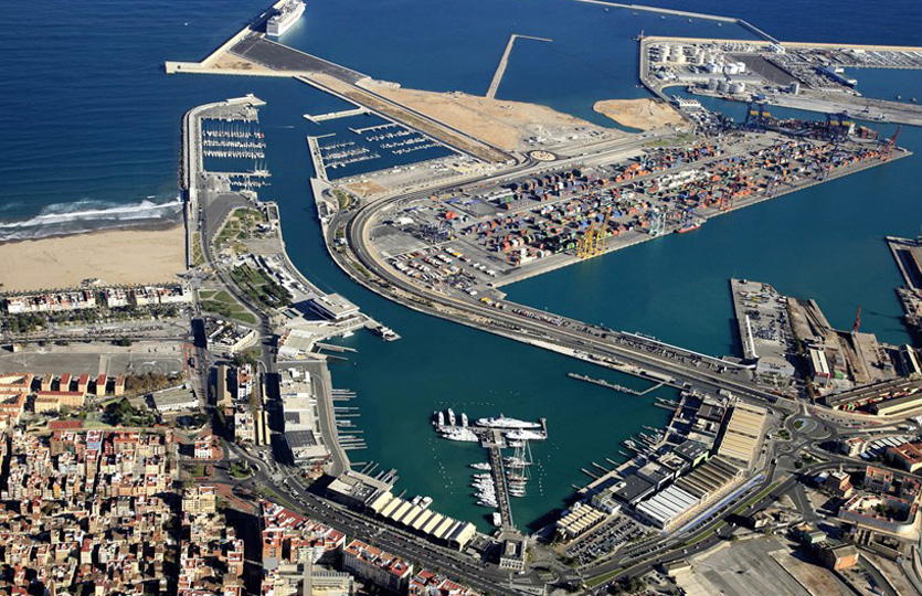 18 x 5.4 Metros Amarre Puerto Deportivo de La Puerto Deportivo de de Valencia - Americas Cup Experience En Venta