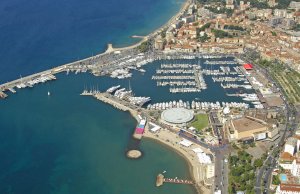 20 x 5 Metros Amarre Puerto Deportivo de Le Vieux - Port De Cannes En Venta