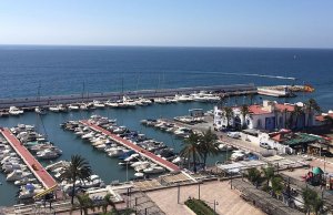 20 x 5 Metros Amarre Puerto Deportivo de Deportivo Marbella En Venta