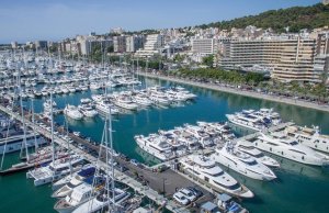 25 x 6.9 Metros Amarre Puerto Deportivo de Port De Mallorca En Venta