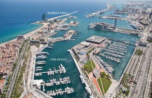 18 X 5.5 Metros Amarre Puerto Deportivo de Vela Barcelona En Venta