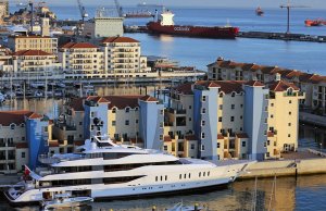30 x 8 Metros Amarre Puerto Deportivo de Queensway Quay En Venta