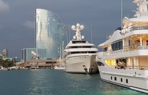 40 X 9 Metros Amarre Puerto Deportivo de Vela Barcelona En Alquiler