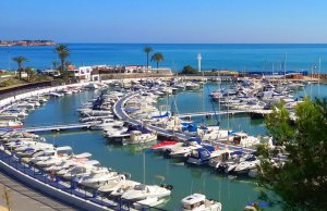 6 x 2.5 Metros Amarre Puerto Deportivo de Club Nàutico Dehesa de Campoamor En Venta