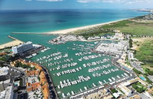 8 x 3.1 Metros Amarre Puerto Deportivo de Vilamoura En Venta