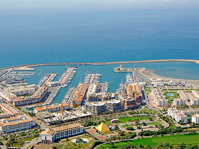 Puerto Deportivo de Club de Mar Almería - Amarres en Venta