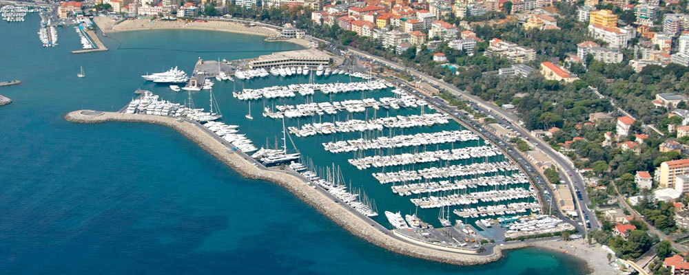 Puerto Deportivo de San Remo Portosole - Amarres en Venta