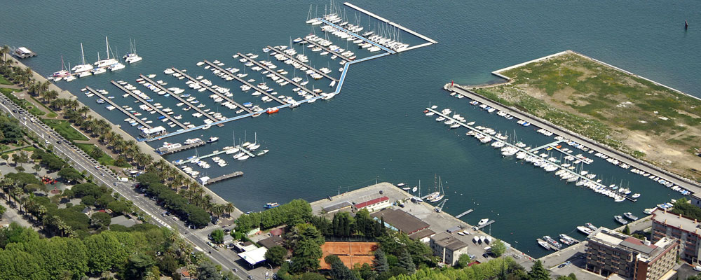 Puerto Deportivo de Port Mirabello, La Spezia - Amarres en Venta