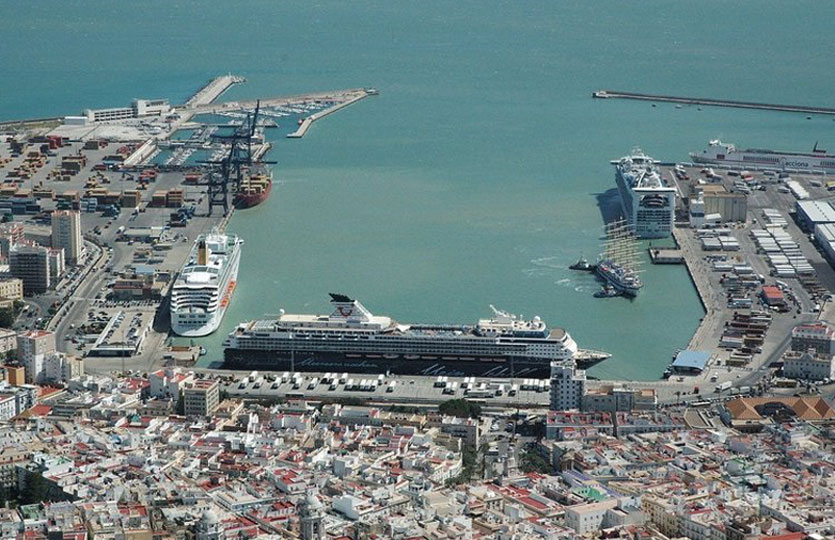 Puerto Deportivo de Real Club Náutico de Cádiz - Amarres