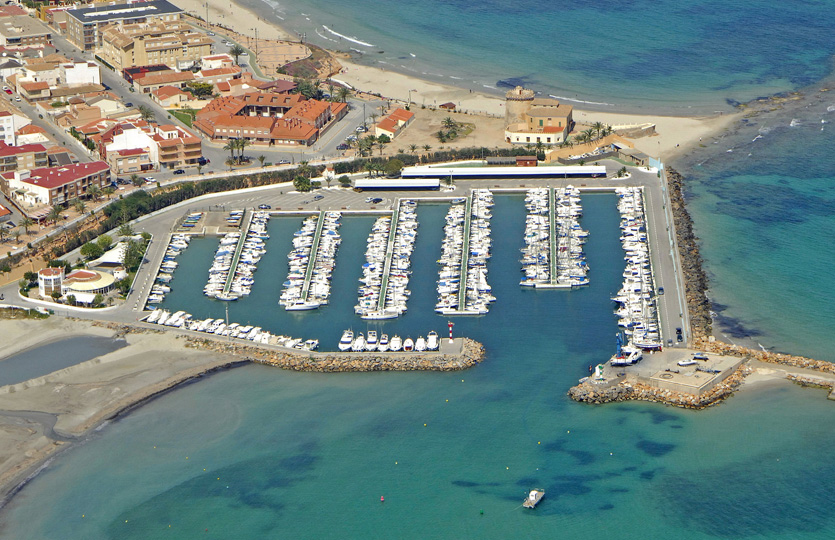 Puerto Deportivo de Club Náutico Torre Horadada - Amarres