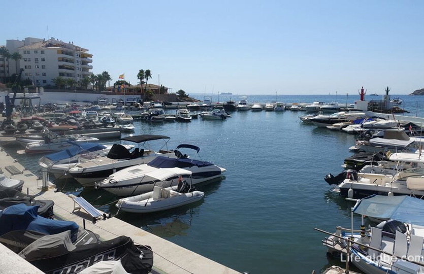 Puerto Deportivo de Club Nautico Palma Nova - Amarres en Venta